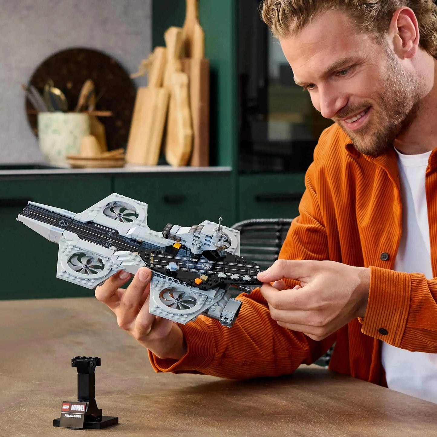 LEGO De Avengers Helicarrier 76295 Superheroes