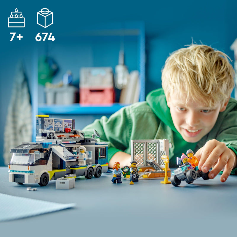 LEGO Politiewagen met laboratorium 60418 City LEGO CITY @ 2TTOYS LEGO €. 46.49