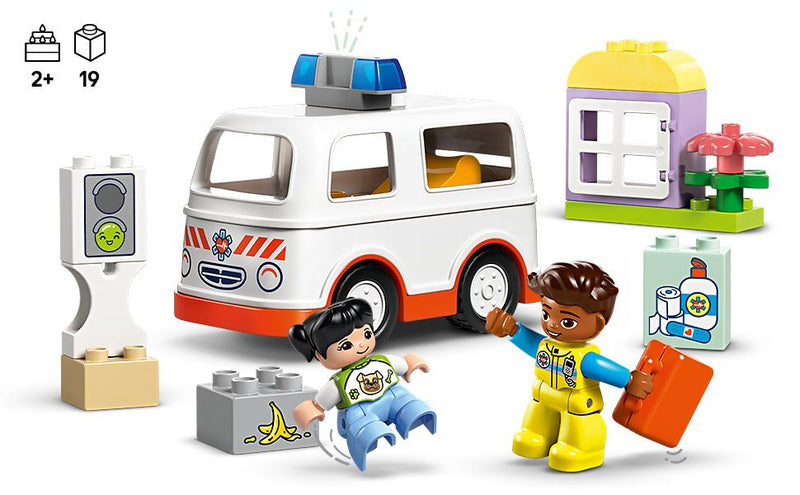 LEGO Ambulance with Driver 10447 DUPLO (Pre-Order: January 2025)