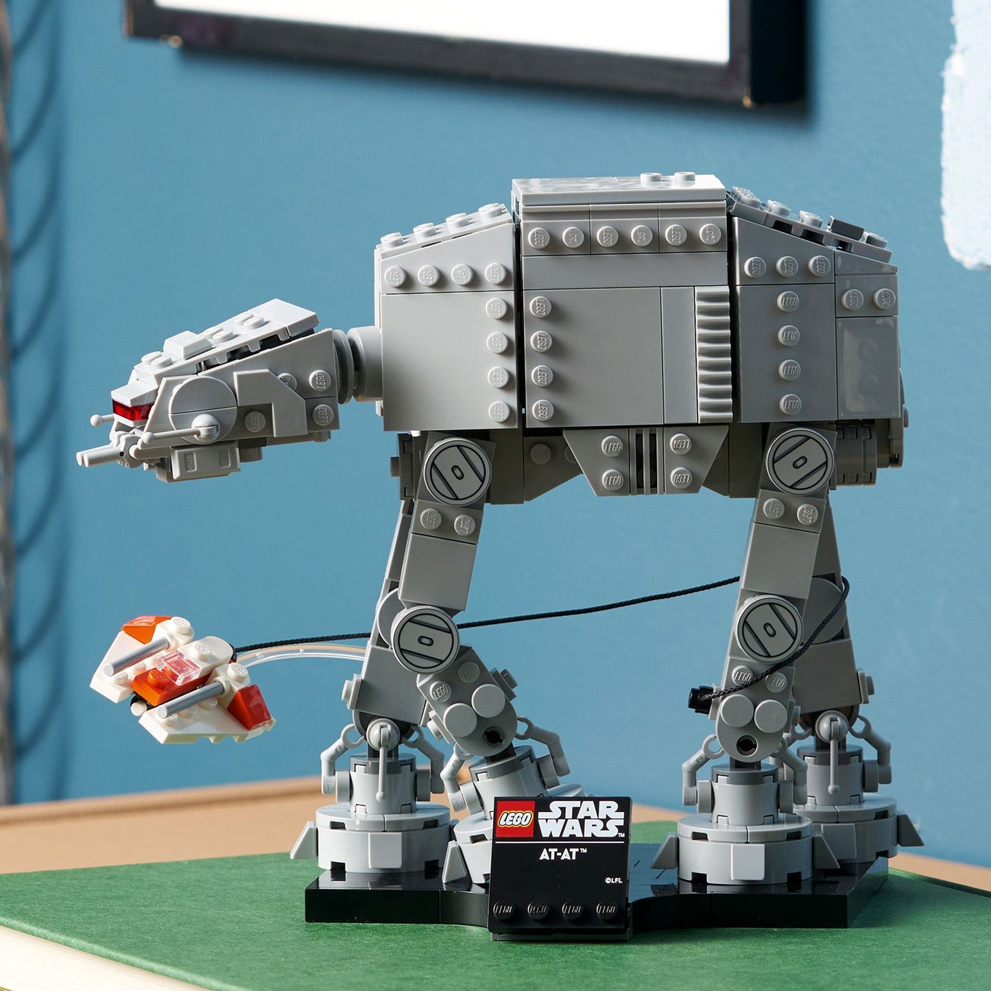 LEGO Star Wars AT-AT Walker Decoratie en Bouwpakket voor Volwassenen 75440