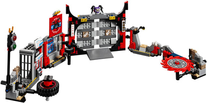 LEGO Het S.O.G. Hoofdkantoor met Lloyd en andere minifiguren 70640 Ninjago (USED)
