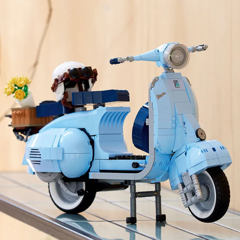 LEGO Vespa 125 Piaggio Scooter 10298 Icons