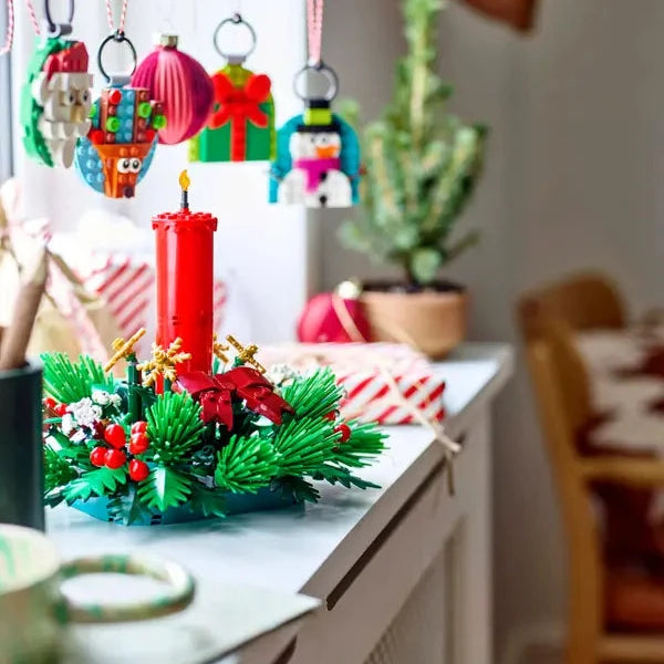 LEGO 40744 Schattige kerstversieringen: Breng de feestvreugde naar je kerstboom!