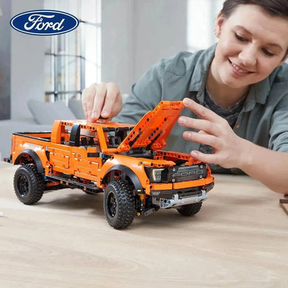 LEGO Ford Raptor F150 Pick-Up Truck 42126 Technik