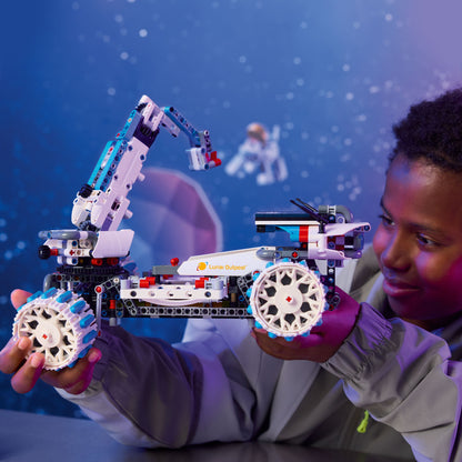LEGO Lunar Outpost Moon Rover Space Vehicle 42211 Technic