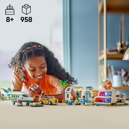 LEGO Heartlake City Vliegveld 42656 Friends