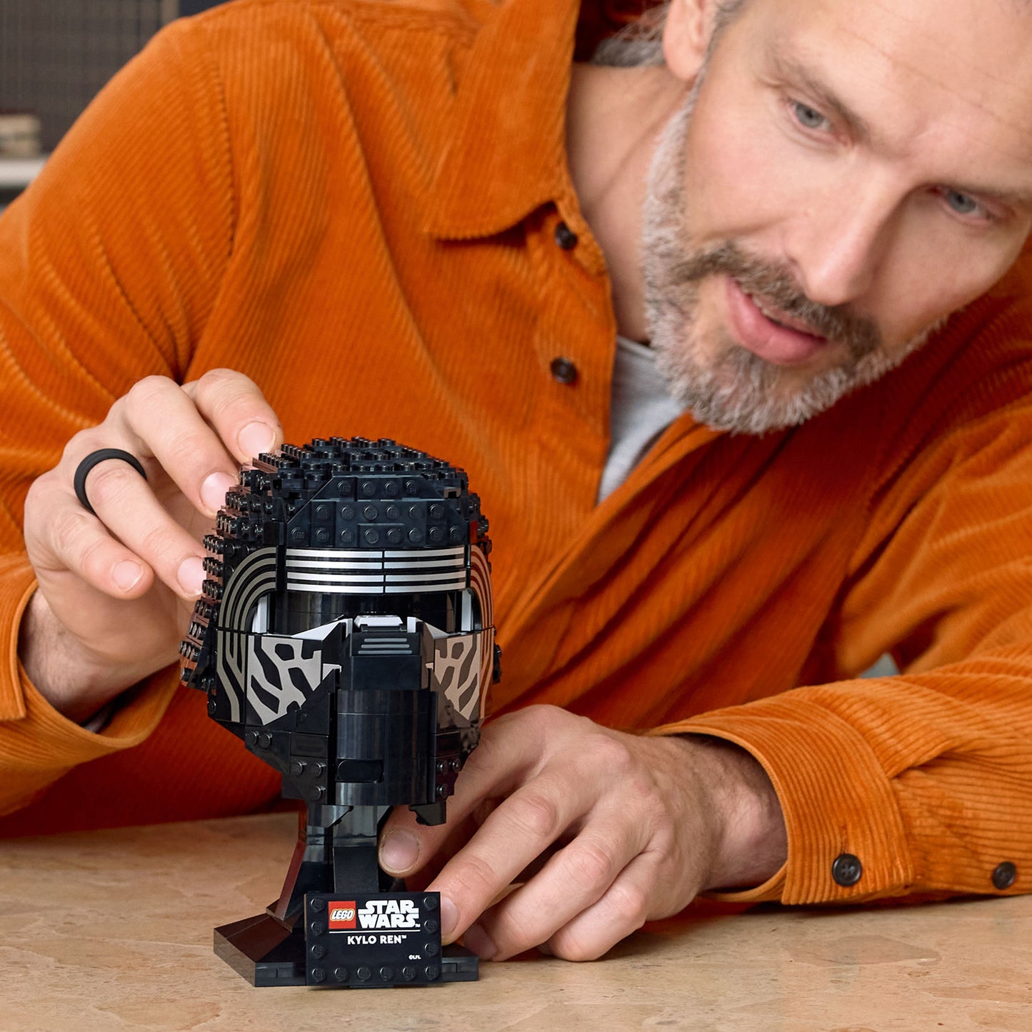 LEGO Kylo Ren Helm 75415 StarWars