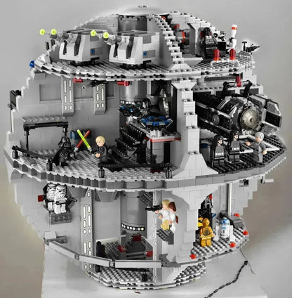 LEGO DeathStar 2008: 3,886 pieces 10188 Star Wars