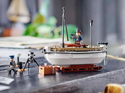 LEGO Shackleton's Rescue Boat 40729 Creator