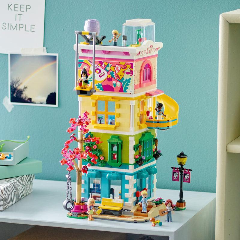 LEGO Het Heartlake City Buurt Centrum 41748 Friends LEGO FRIENDS @ 2TTOYS | Official LEGO shop😊🥰 LEGO €. 127.49