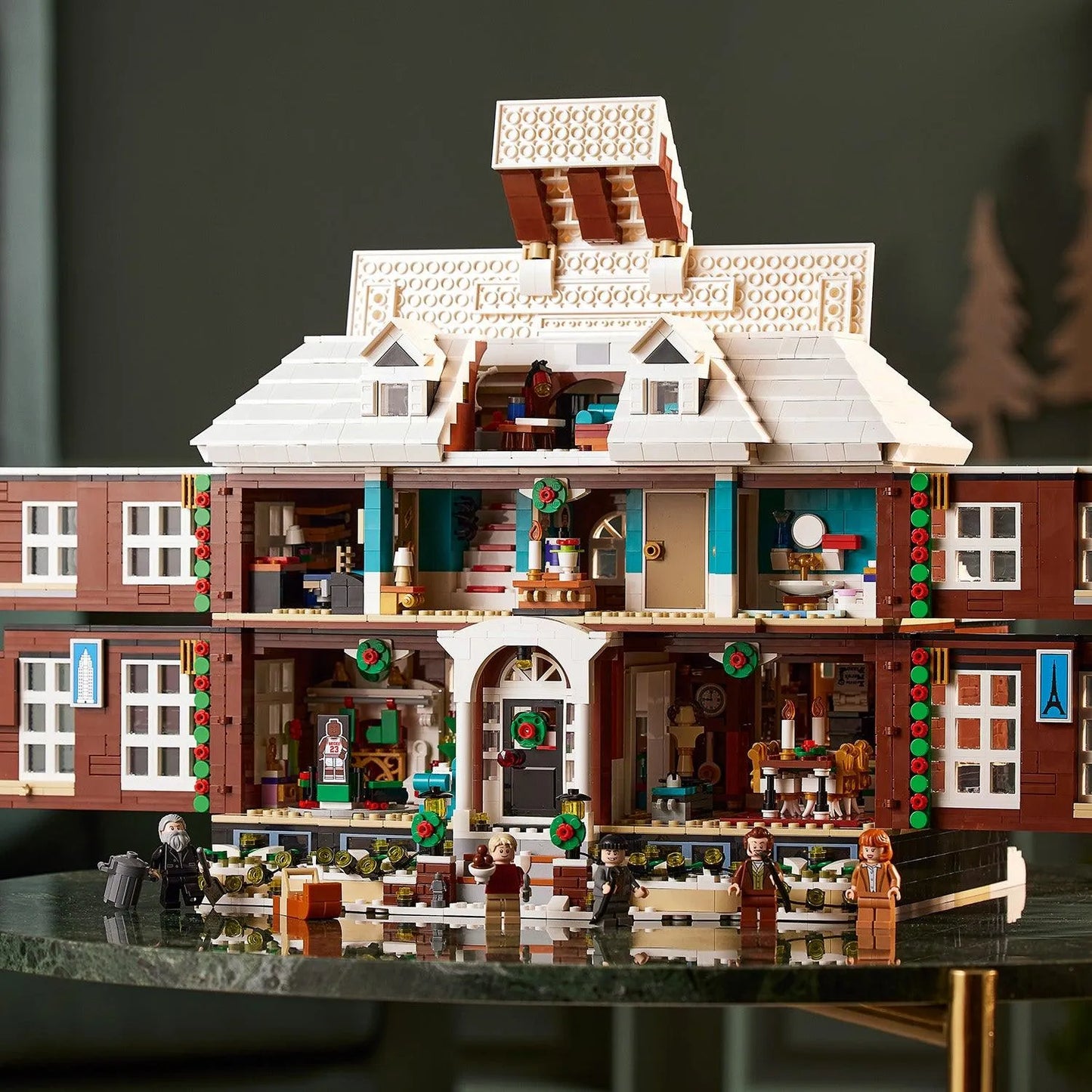 LEGO Ideas The house from "Home Alone" 21330 Ideas LEGO IDEAS @ 2TTOYS | Official LEGO shop😊🥰 LEGO €. 309.99