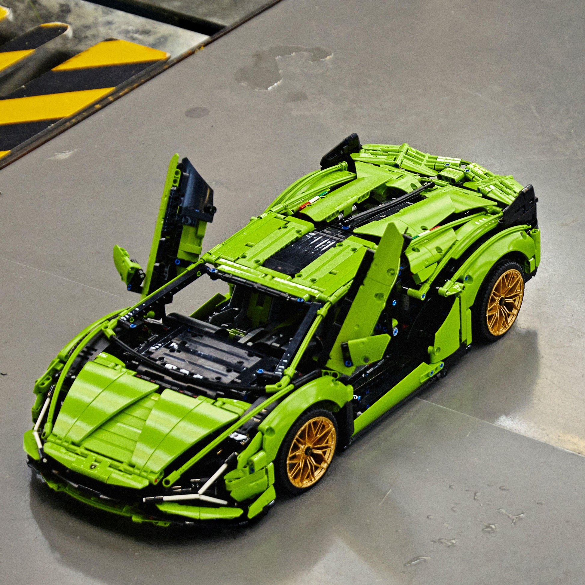 LEGO Lamborghini Sian 42115 Technic LEGO TECHNIC @ 2TTOYS | Official LEGO shop😊🥰 LEGO €. 379.98