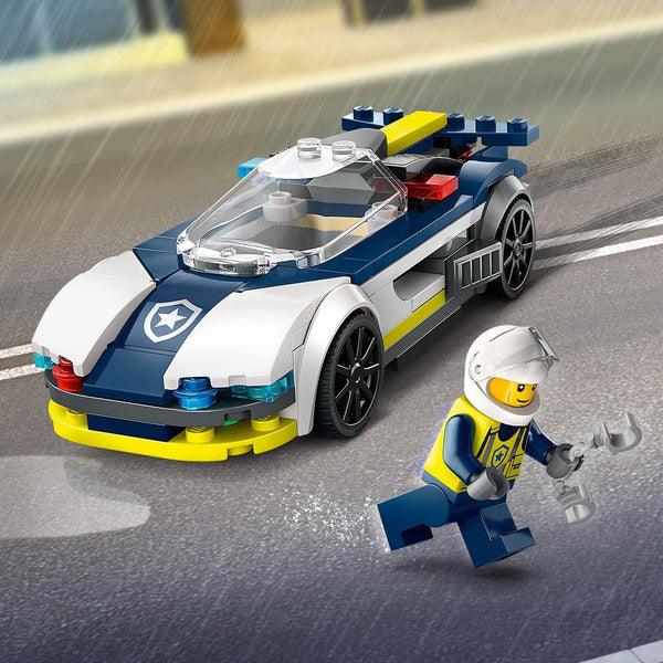 LEGO Politieauto en Muscle Car-achtervolging 60415 City LEGO FRIENDS @ 2TTOYS | Official LEGO shop😊🥰 LEGO €. 16.49