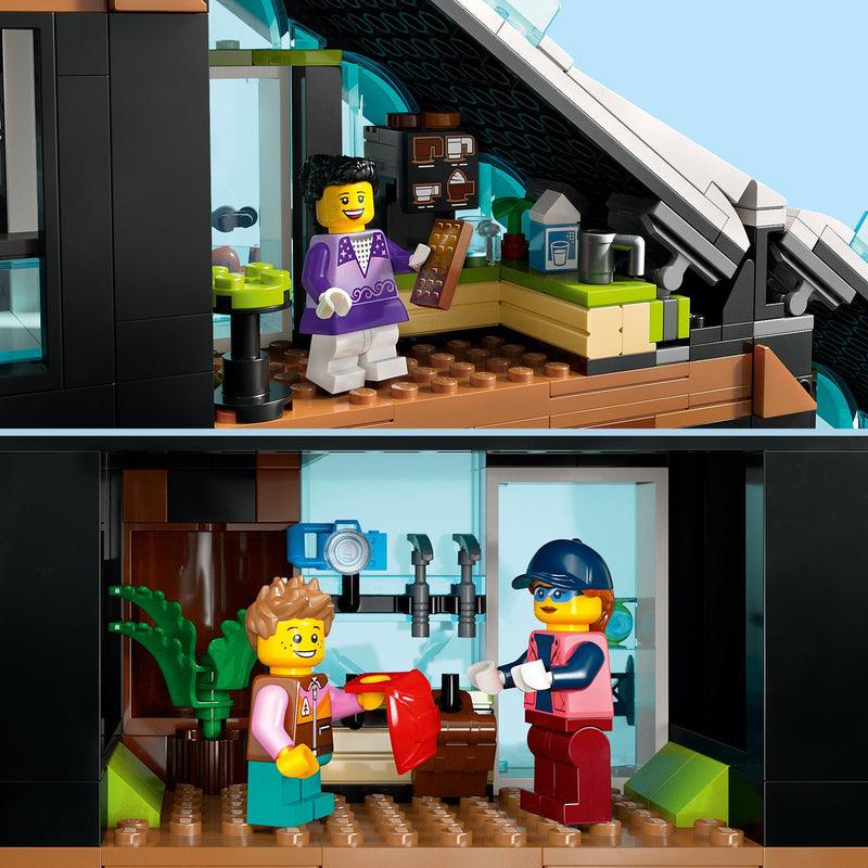 LEGO Ski- en klimcentrum 60366 Ski City LEGO @ 2TTOYS | Official LEGO shop😊🥰 LEGO €. 88.98