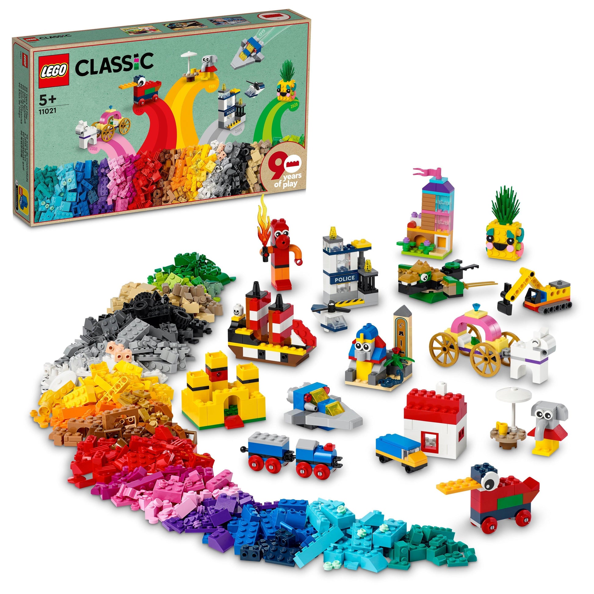 LEGO 90 jaar spelen 11021 Classic LEGO CLASSIC @ 2TTOYS | Official LEGO shop😊🥰 LEGO €. 44.99