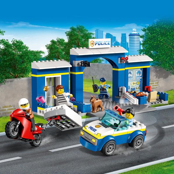 LEGO Achtervolging politiebureau 60370 City LEGO CITY @ 2TTOYS LEGO €. 29.49