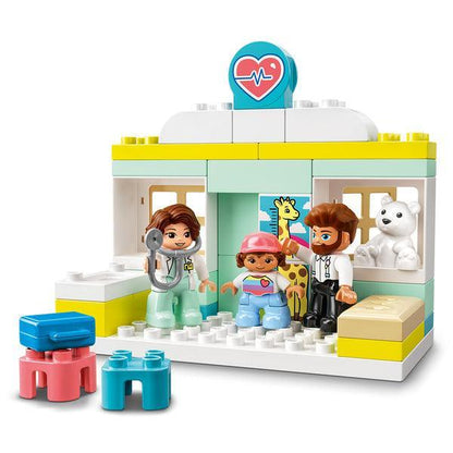 LEGO Bij de dokter 10968 DUPLO LEGO DUPLO @ 2TTOYS LEGO €. 16.49