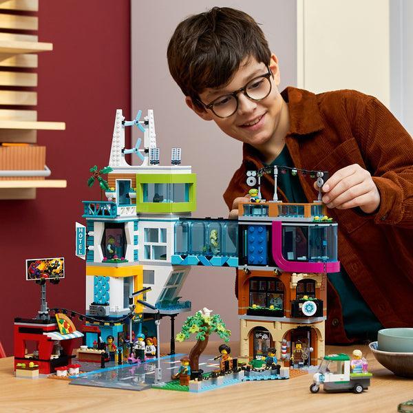 LEGO Binnenstad 60380 City LEGO @ 2TTOYS LEGO €. 178.48