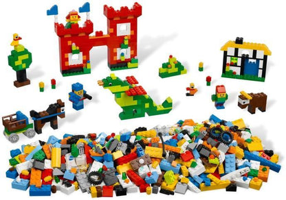 LEGO Build & Play Box 4630 Make and Create LEGO Make and Create @ 2TTOYS LEGO €. 29.99