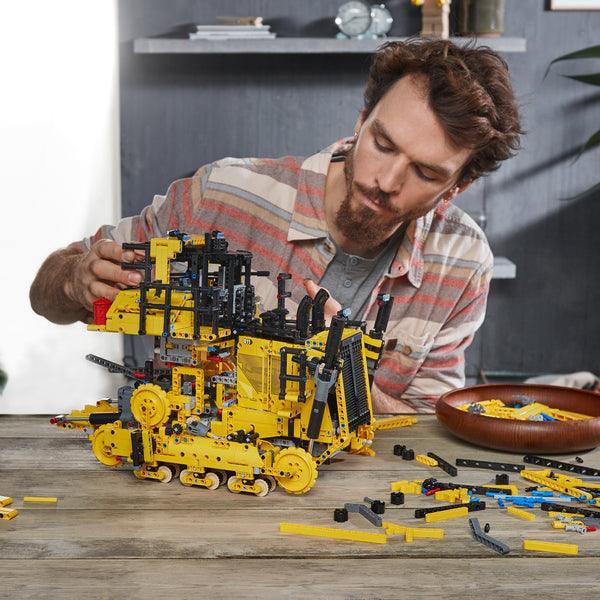 LEGO Caterpillar D11 Bulldozer met app-besturing 42131 Technic LEGO TECHNIC @ 2TTOYS LEGO €. 499.99