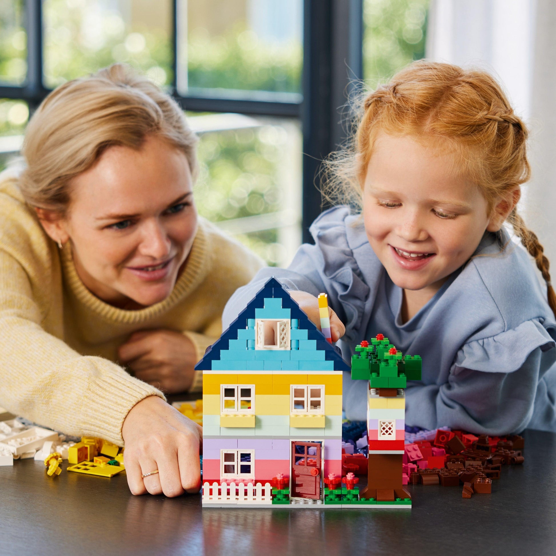 LEGO Creatieve huizen 11035 Classic LEGO CLASSIC @ 2TTOYS | Official LEGO shop😊🥰 LEGO €. 46.49