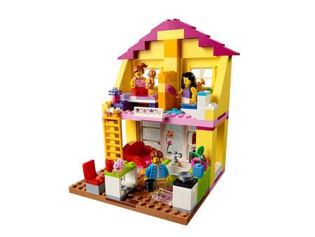 LEGO Family House 10686 Juniors LEGO Juniors @ 2TTOYS | Official LEGO shop😊🥰 LEGO €. 24.49