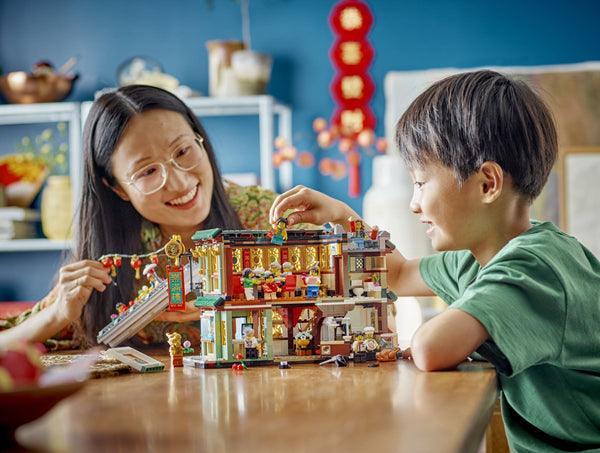 LEGO Feestelijke familiereünie 80113 Chinese Newyear LEGO CHINEES NIEUWJAAR @ 2TTOYS | Official LEGO shop😊🥰 LEGO €. 79.99