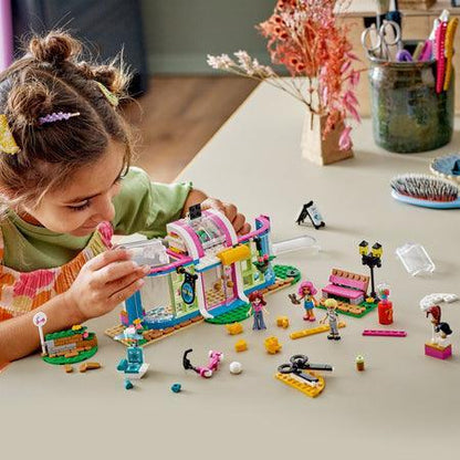 LEGO Kapper 41743 Friends LEGO FRIENDS @ 2TTOYS | Official LEGO shop😊🥰 LEGO €. 37.99