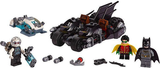 LEGO Mr. Freeze Batcycle Battle 76118 DC Comics Super Heroes LEGO BATMAN @ 2TTOYS LEGO €. 14.99