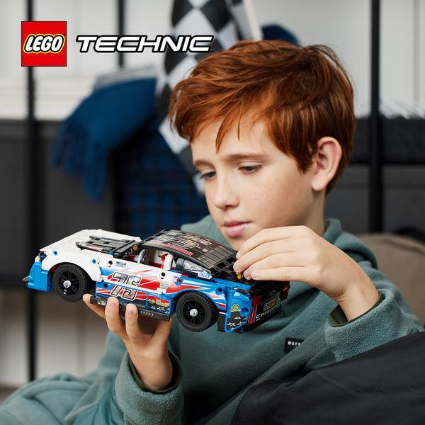 LEGO NASCAR® Next Gen Chevrolet Camaro ZL1 42153 Technic LEGO TECHNIC @ 2TTOYS LEGO €. 42.99