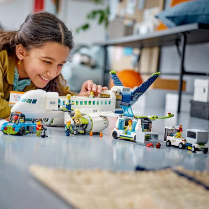 LEGO Passagiersvliegtuig 60367 City LEGO CITY @ 2TTOYS | Official LEGO shop😊🥰 LEGO €. 84.98