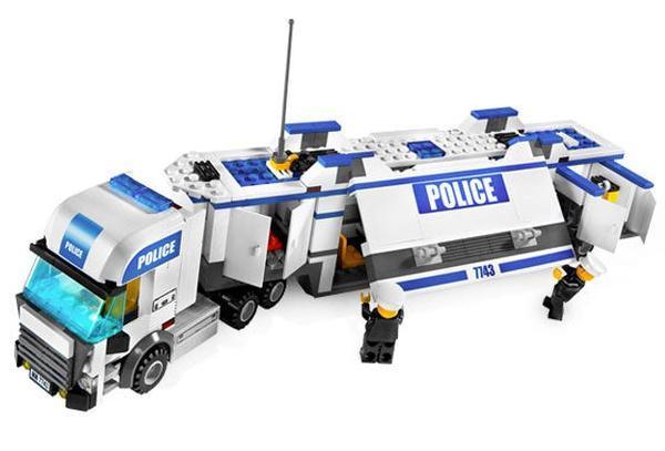 LEGO Politie Truck 7743 City LEGO CITY @ 2TTOYS | Official LEGO shop😊🥰 LEGO €. 39.99