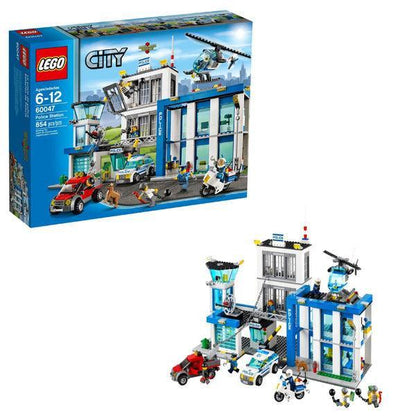 LEGO Politiebureau 60047 City LEGO CITY @ 2TTOYS | Official LEGO shop😊🥰 LEGO €. 79.99