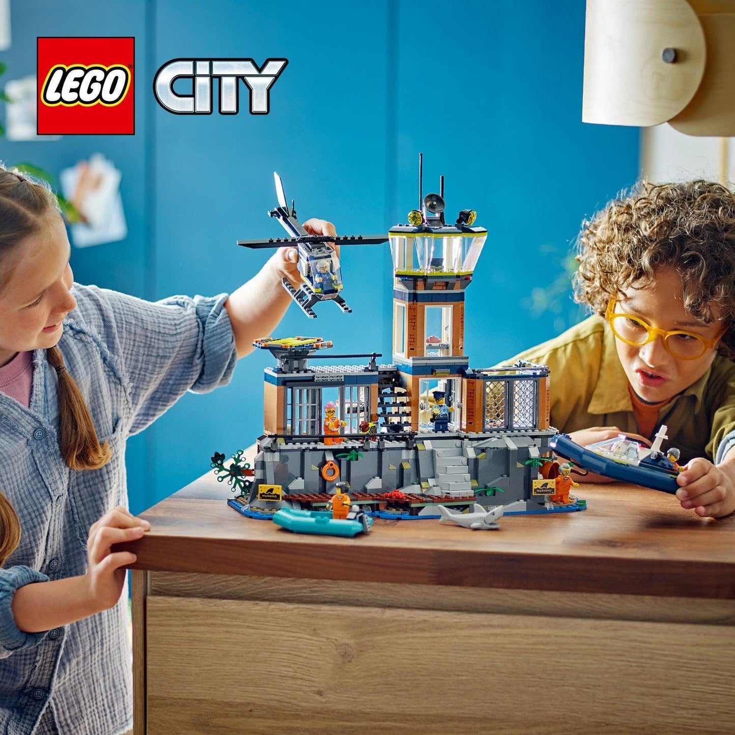 LEGO Politiebureau op het gevangeniseiland 60419 City LEGO City @ 2TTOYS LEGO €. 83.99