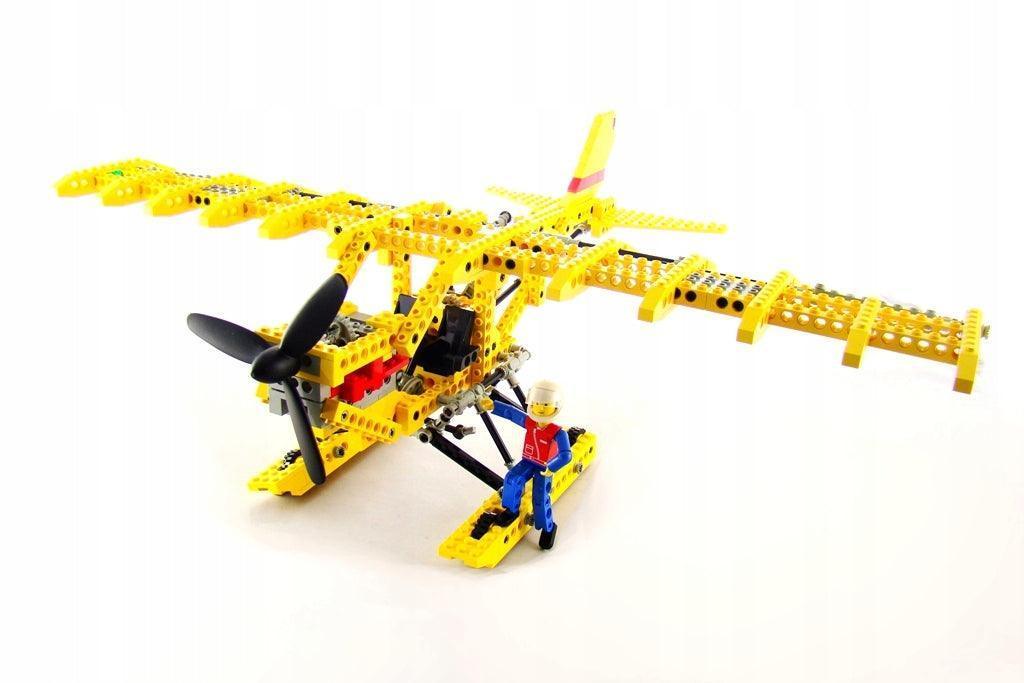 LEGO Prop Plane 8855 TECHNIC LEGO TECHNIC @ 2TTOYS | Official LEGO shop😊🥰 LEGO €. 39.49