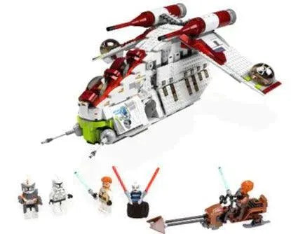 LEGO Republic Attack Gunship 7676 StarWars @ 2TTOYS | Official LEGO shop😊🥰 LEGO €. 483.99