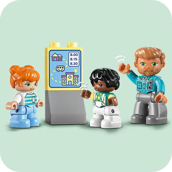 LEGO Ritje met de bus 10988 Duplo LEGO DUPLO @ 2TTOYS | Official LEGO shop😊🥰 LEGO €. 16.99