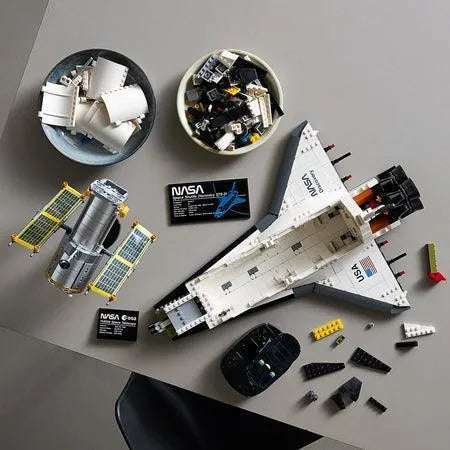 LEGO Space Shuttle Discovery 10283 Creator Expert LEGO CREATOR EXPERT @ 2TTOYS | Official LEGO shop😊🥰 LEGO €. 199.99