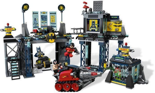 LEGO The Batcave 6860 DC Comics Super Heroes LEGO The Batcave 6860 DC Comics Super Heroes 6860 @ 2TTOYS | Official LEGO shop😊🥰 LEGO €. 69.99