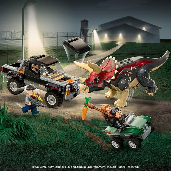 LEGO Triceratops pick-up truck hinderlaag 76950 Jurassic World LEGO JURASSIC WORLD @ 2TTOYS LEGO €. 49.99