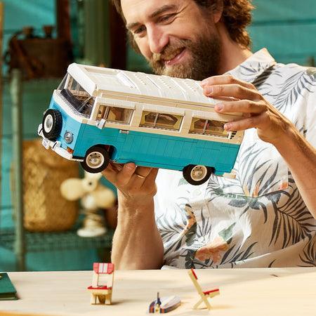 LEGO Volkswagen T2A Camper Van VW (2021) 10279 Creator Expert LEGO CREATOR EXPERT @ 2TTOYS LEGO €. 169.99